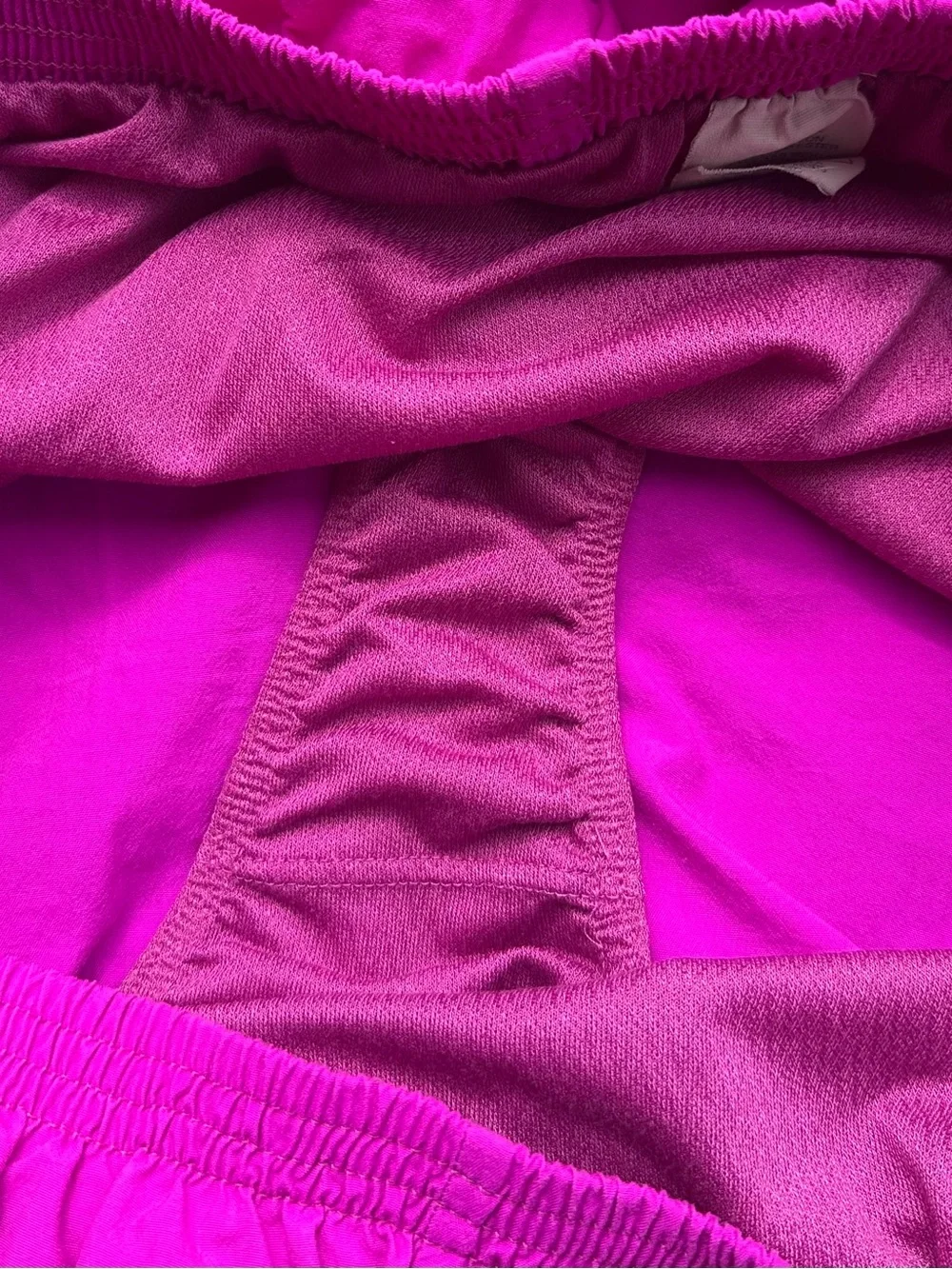 VTG 90's Nike Spellout Magenta Lined Sprinter Run Short Shorts Women’s SZ Large